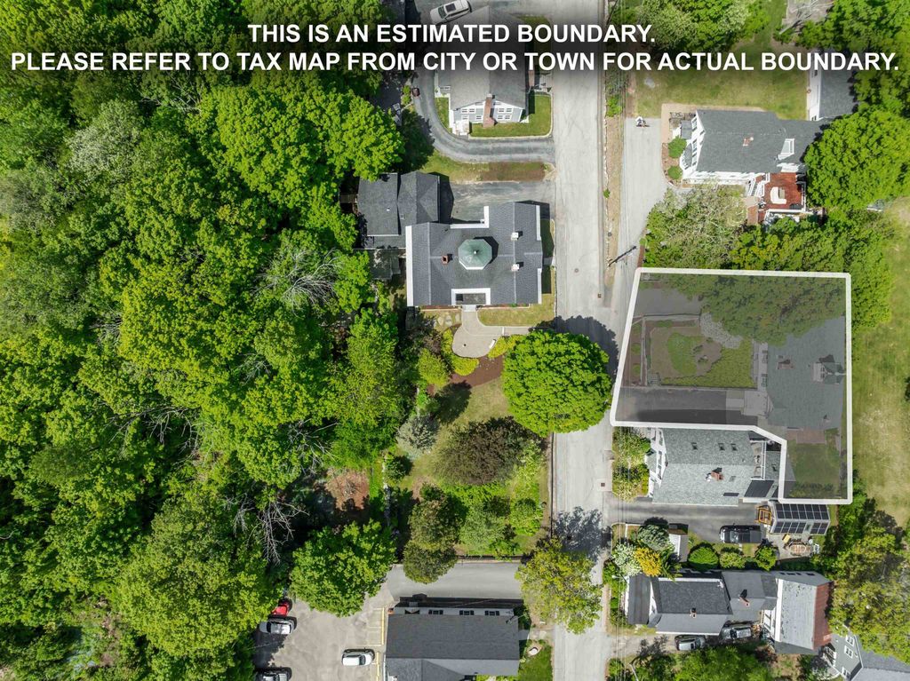 Photo of 11 Highland Street, Meredith, NH 03253 (MLS # 5088167)
