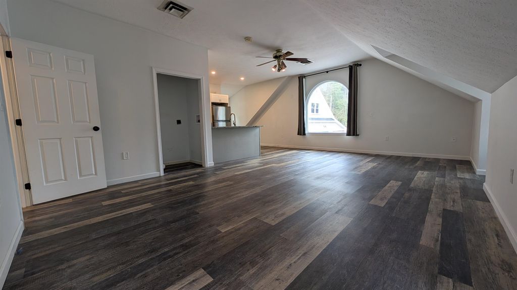 Photo of 56 McIntosh Lane, Bedford, NH 03110 (MLS # 5084533)