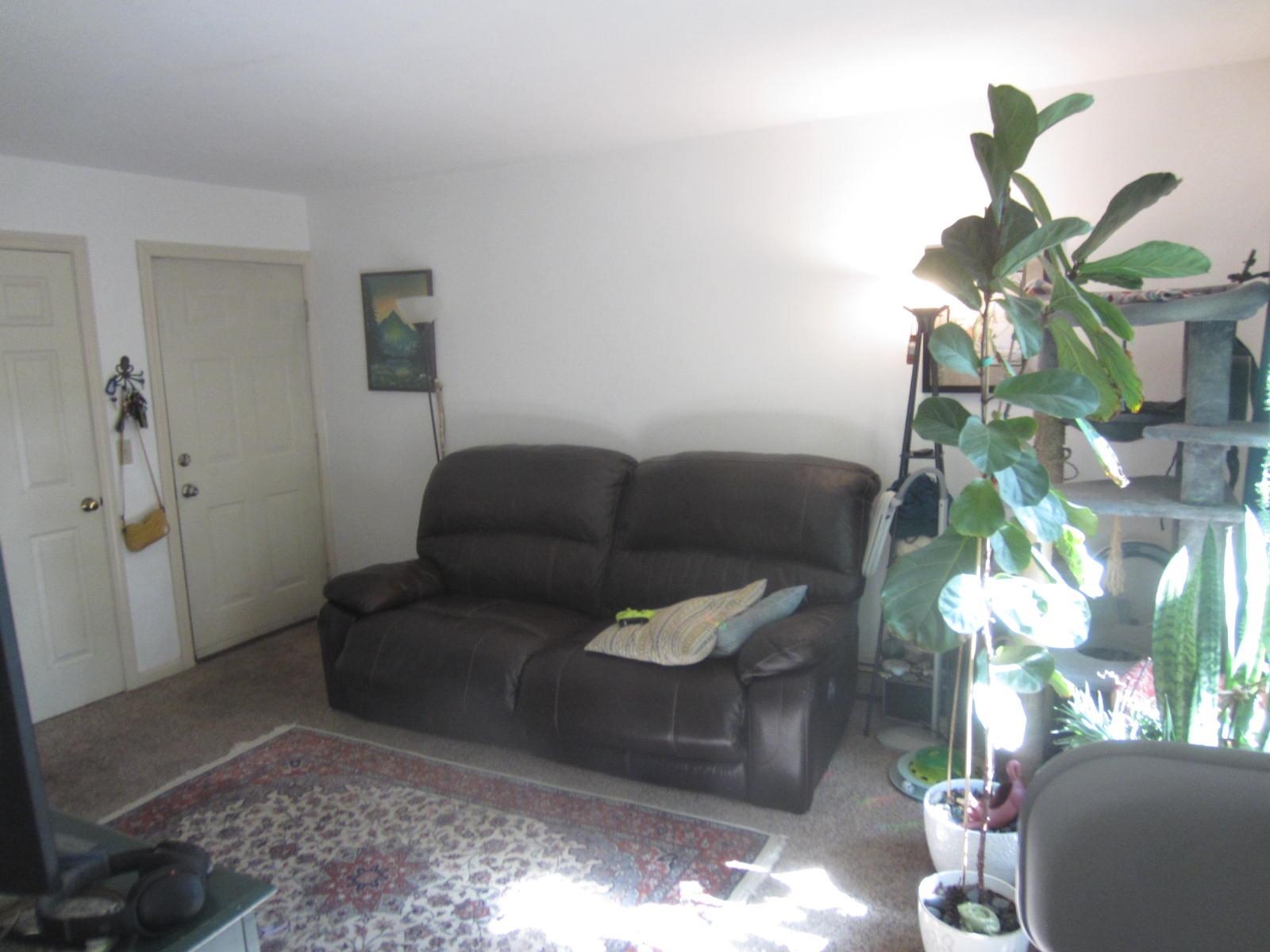 Somersworth, New Hampshire 03878, United States, 2 Bedrooms Bedrooms, ,1 BathroomBathrooms,Residential,Active,210357