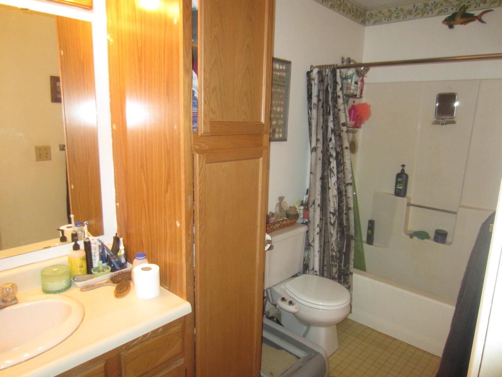 Somersworth, New Hampshire 03878, United States, 2 Bedrooms Bedrooms, ,1 BathroomBathrooms,Residential,Active,210357