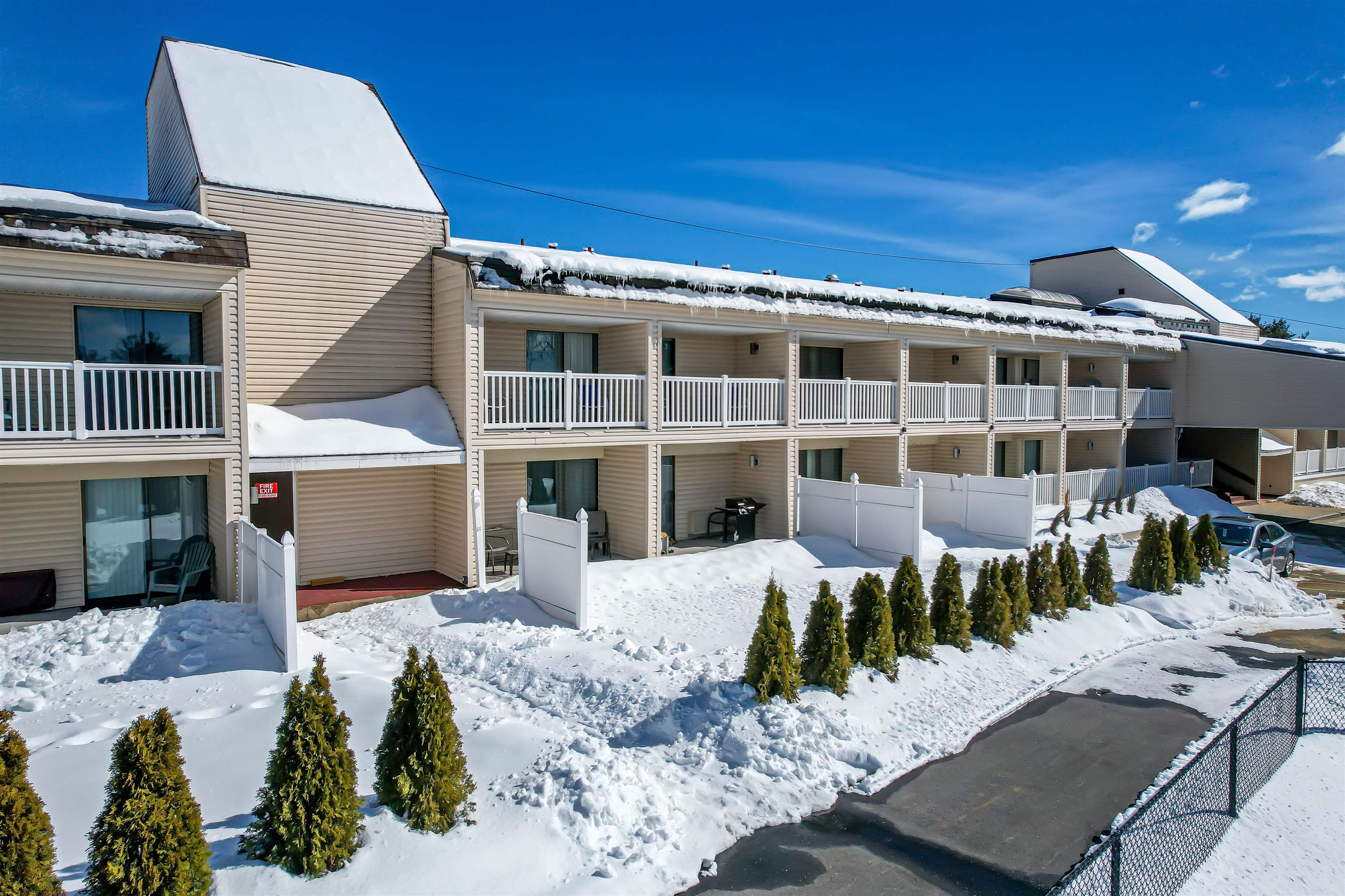 375 Endicott N Street 306 & 306 A