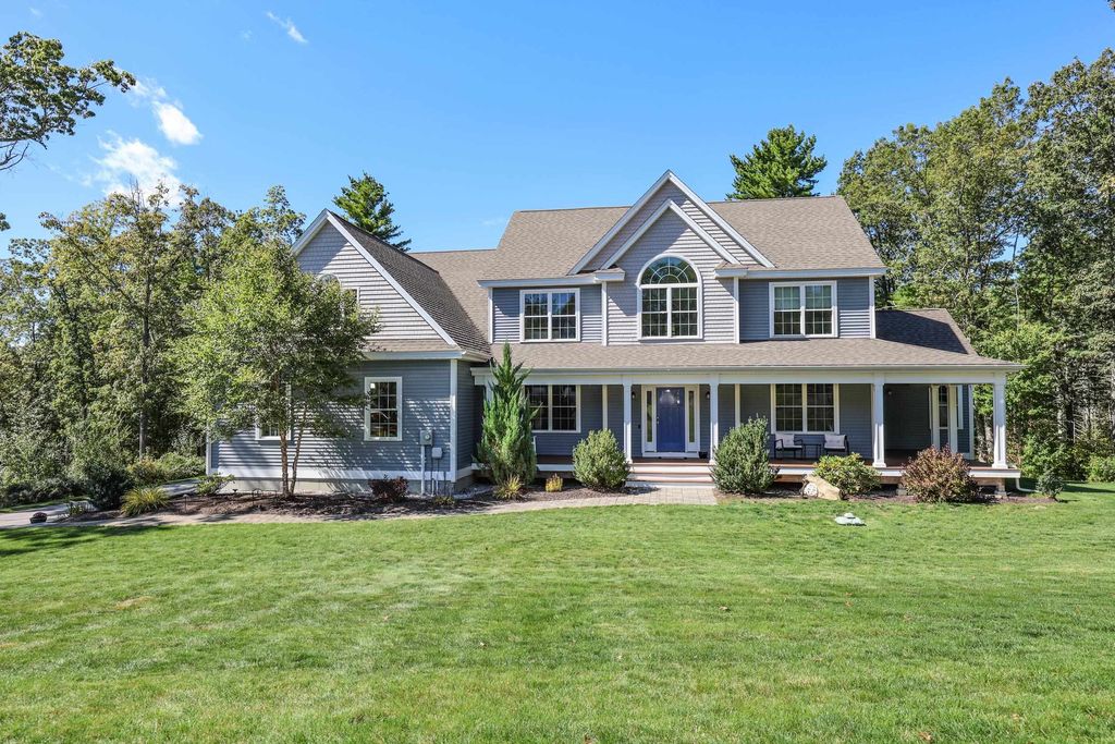 Photo of 18 Highclere Road, Windham, NH 03087 (MLS # 5078716)