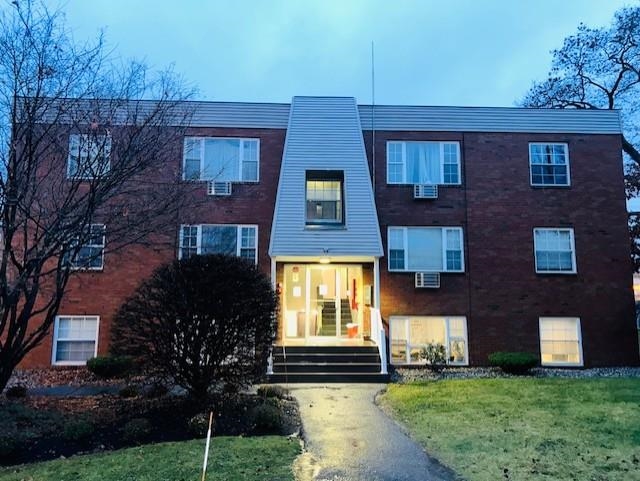99 Cluff Crossing Road B6