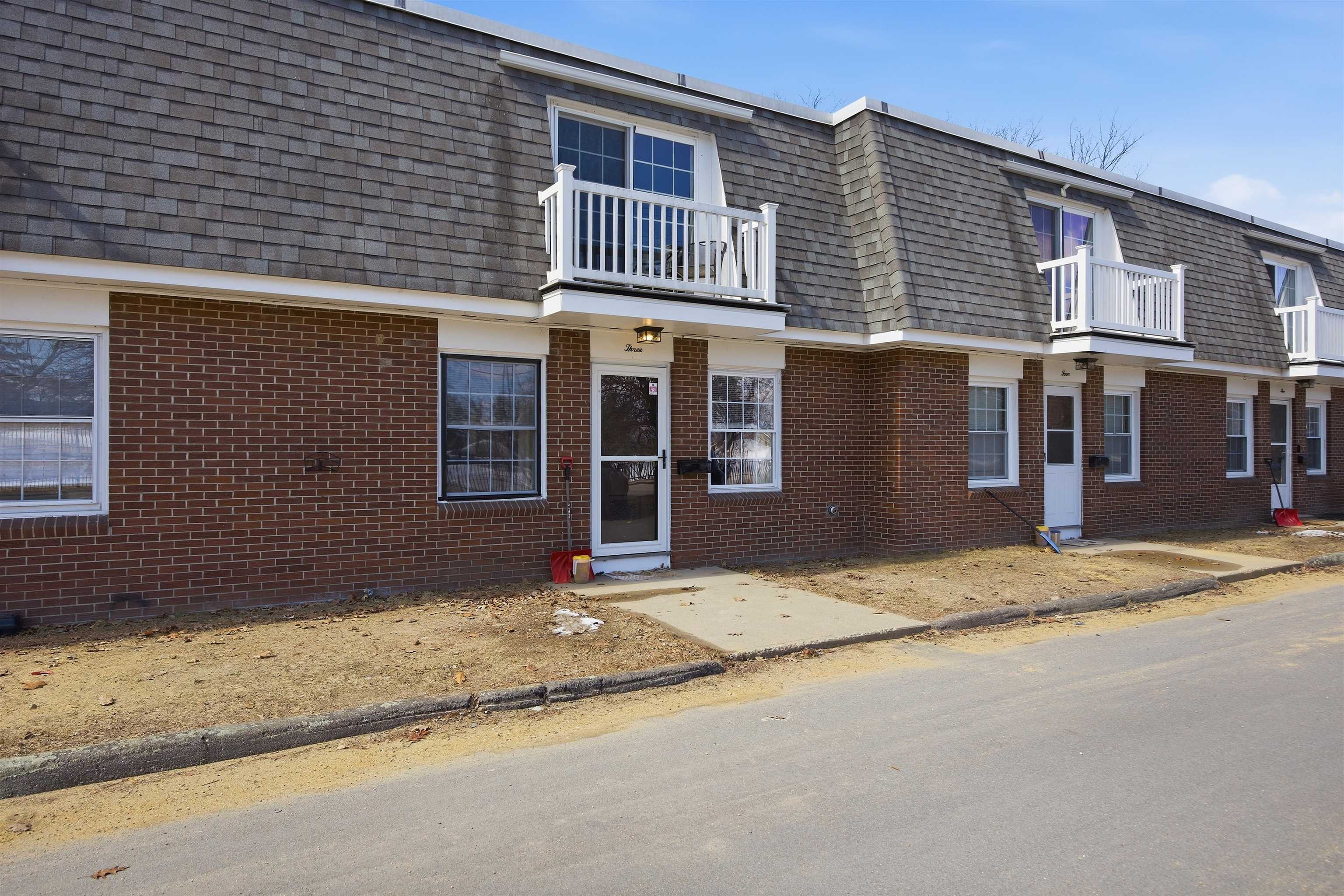 Photo 1 of 29 — 934 Main Street 3, Laconia, NH 03246