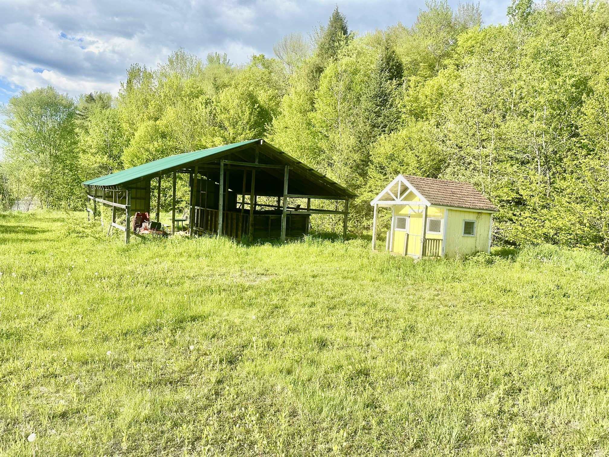 3342 East Hill Road