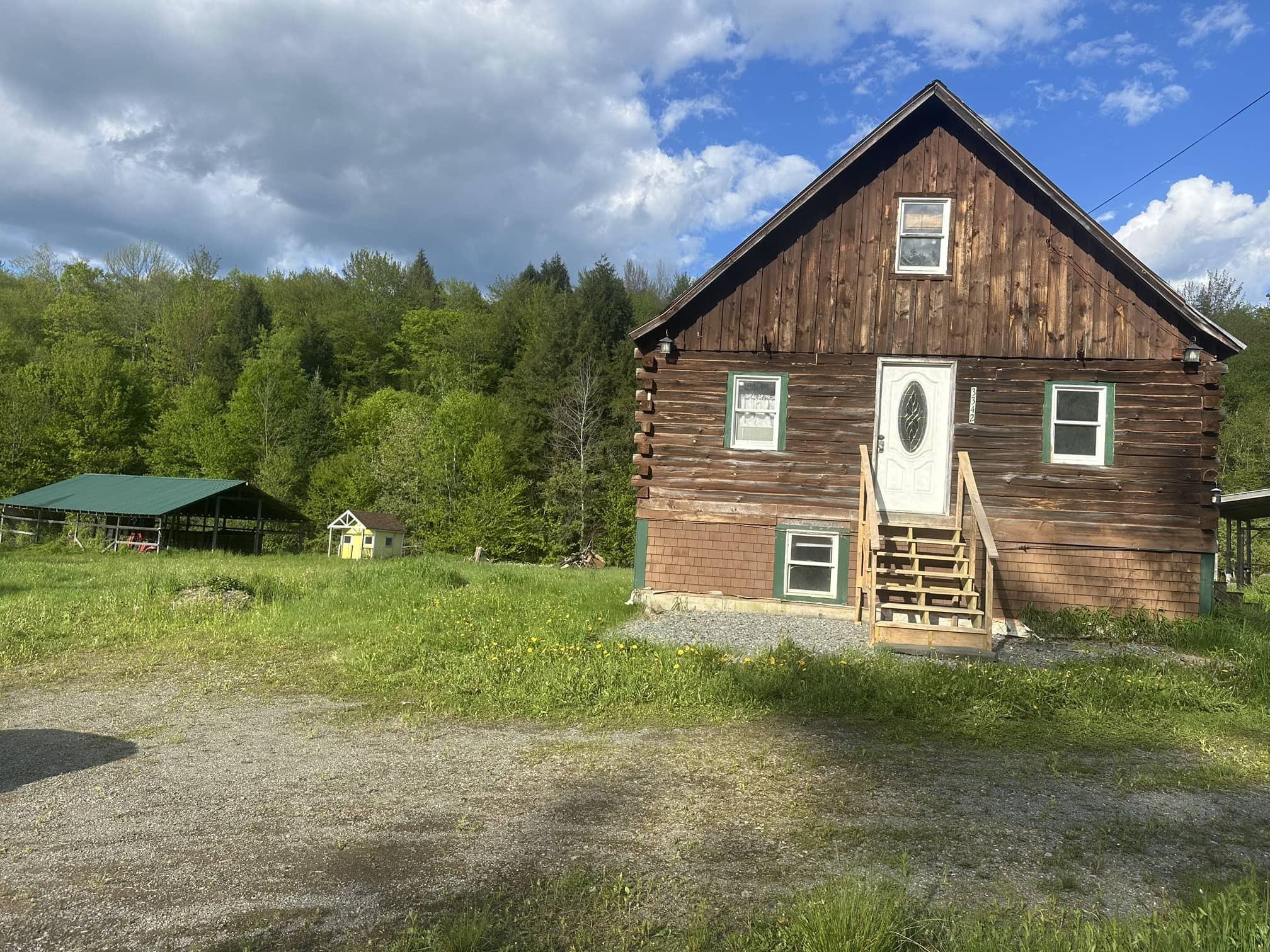 3342 East Hill Road