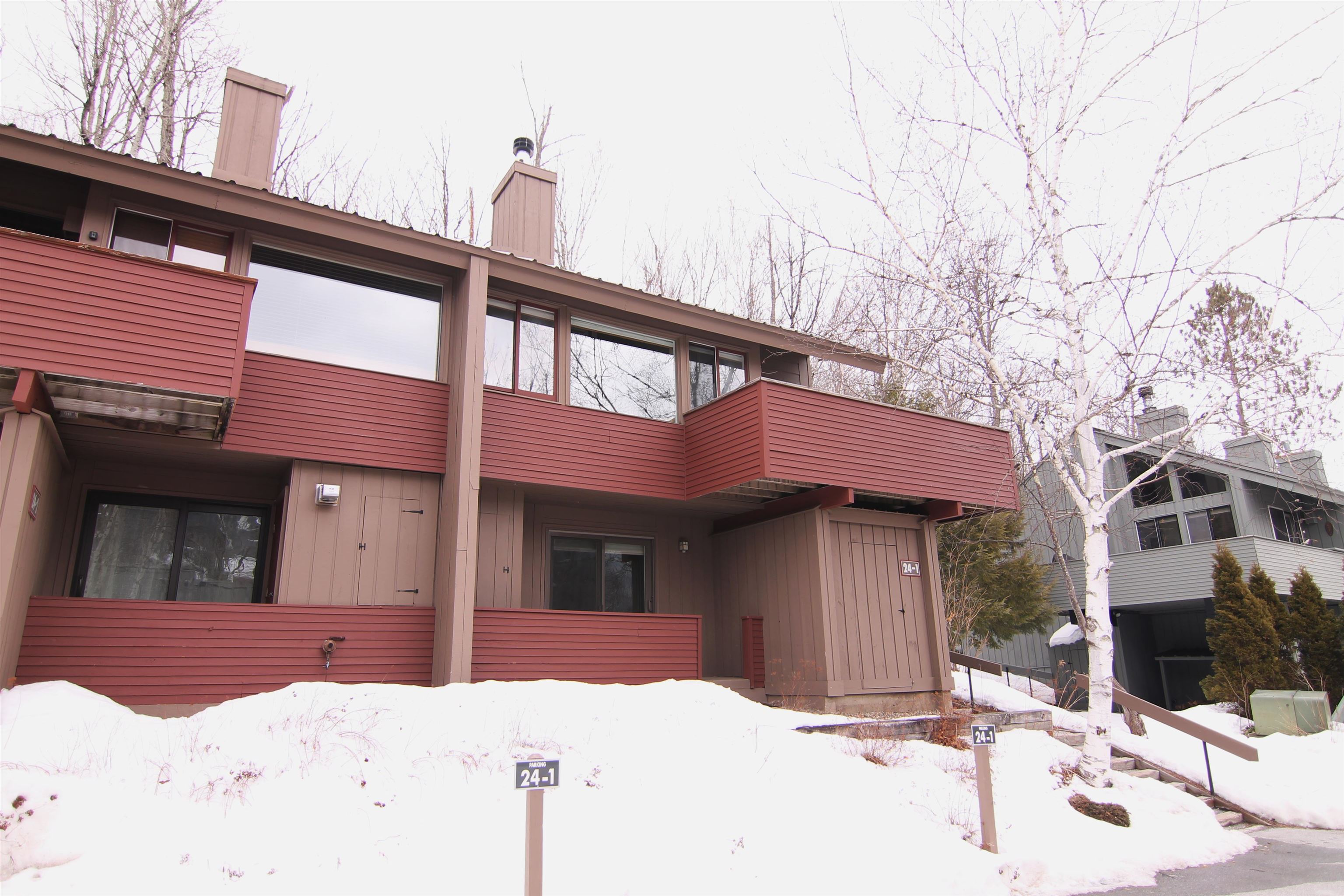 24 Hardwood Ridge Road 1