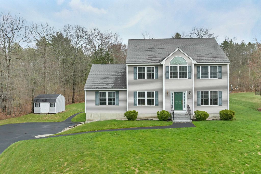 Photo of 217 Steam Mill Road, Auburn, NH 03032 (MLS # 5086616)