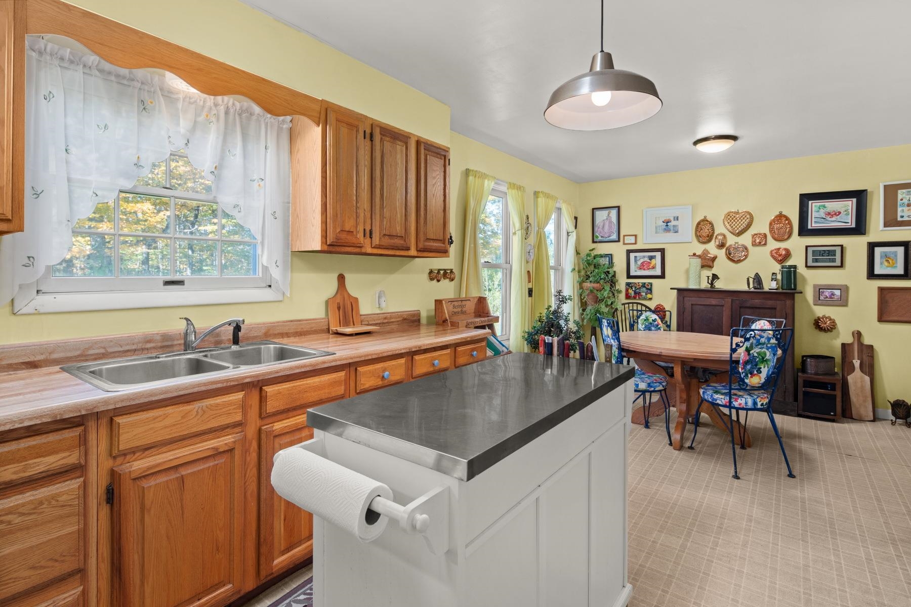 1421 Shaw Mansion Road