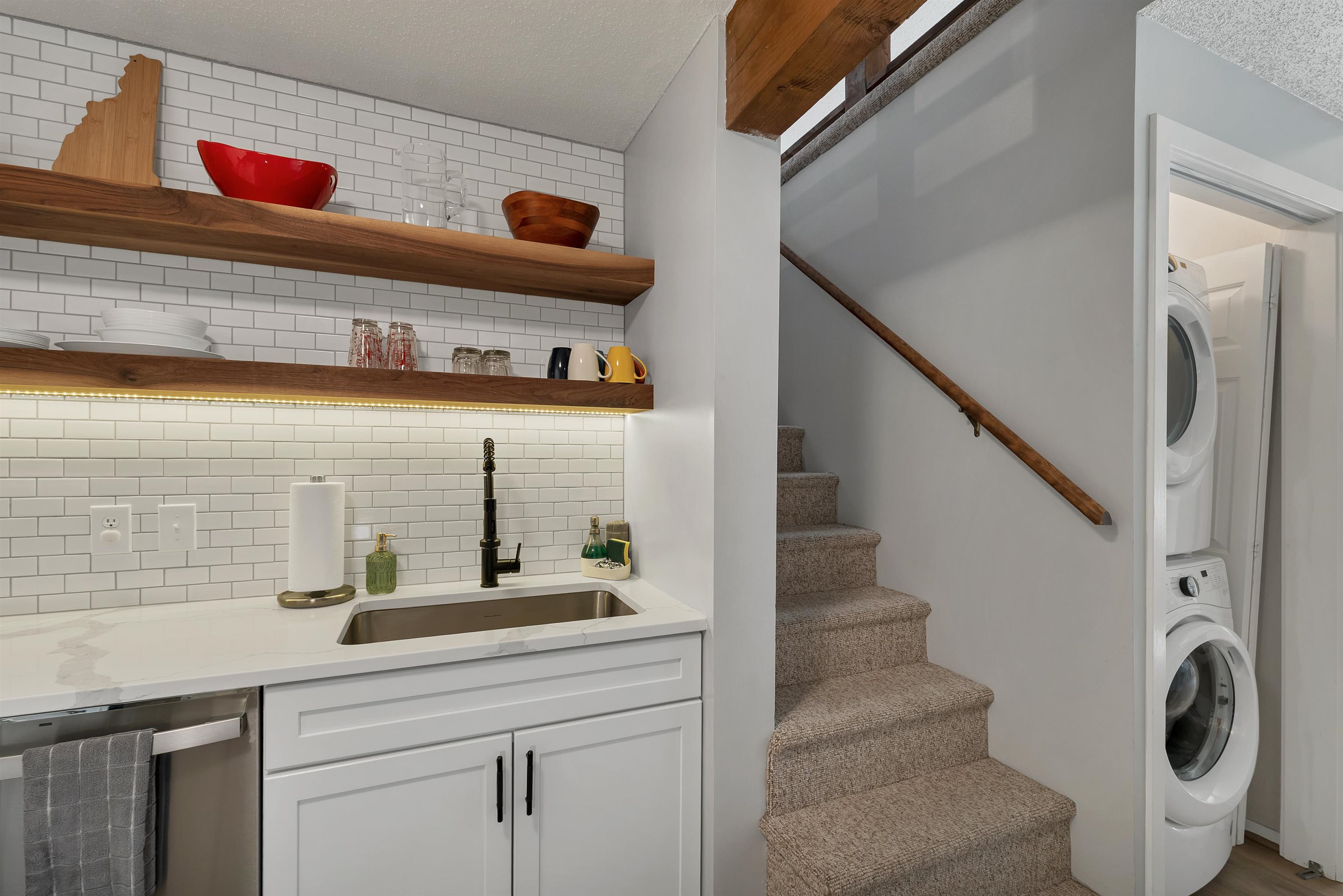 20F Seasons at Attitash Road