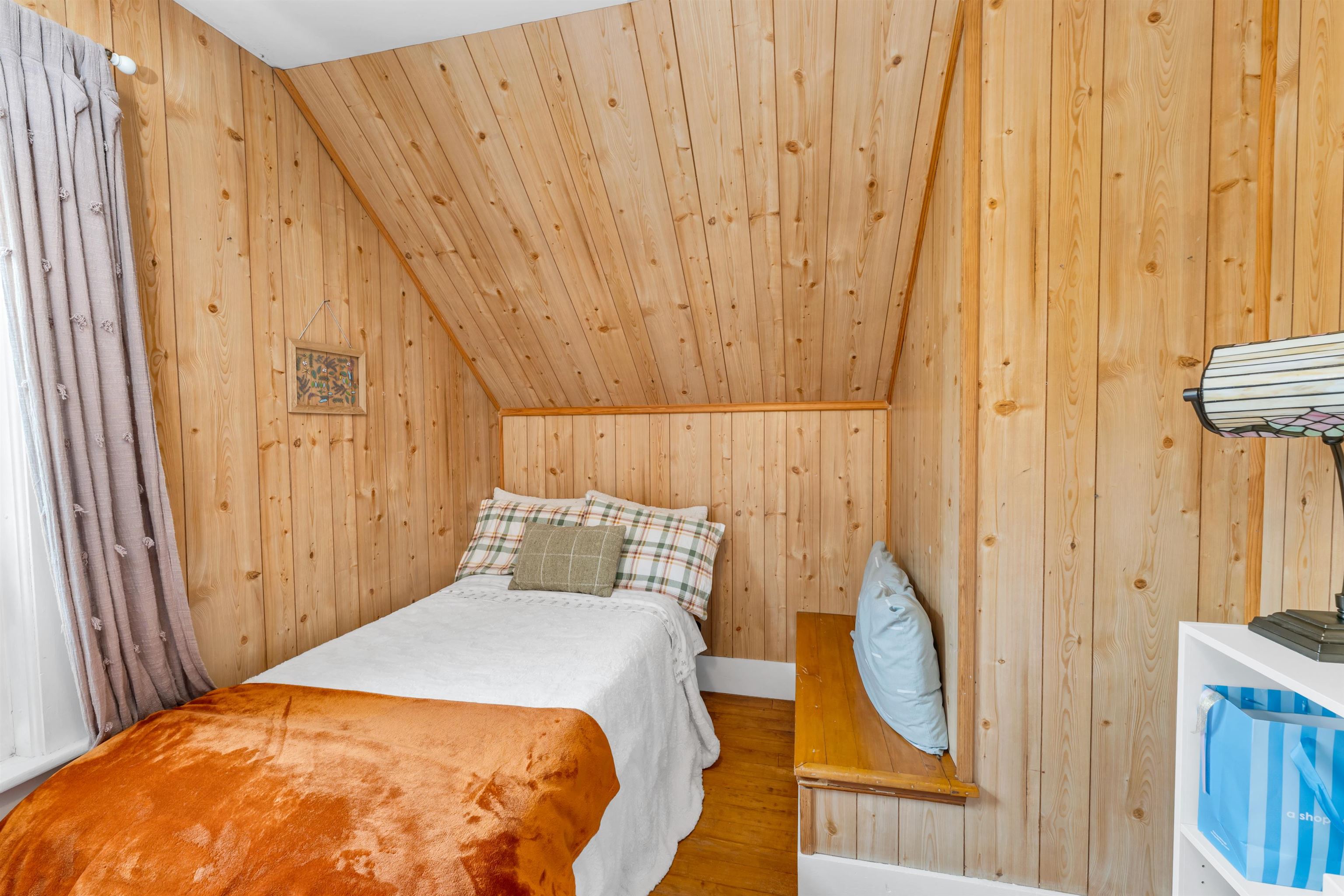 Laconia, New Hampshire 03246, United States, 3 Bedrooms Bedrooms, ,2 BathroomsBathrooms,Residential,Pending,165550