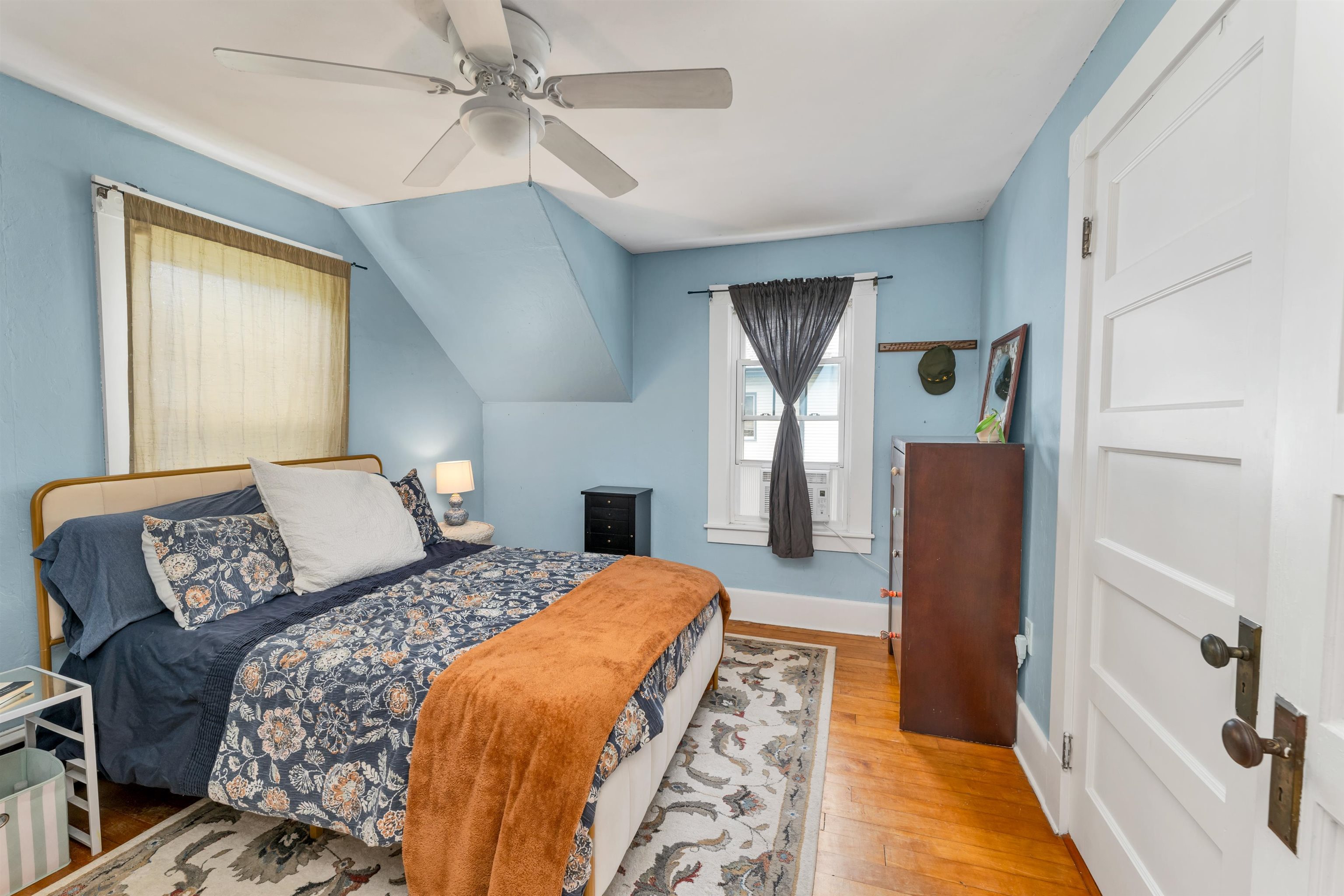 Laconia, New Hampshire 03246, United States, 3 Bedrooms Bedrooms, ,2 BathroomsBathrooms,Residential,Pending,165550