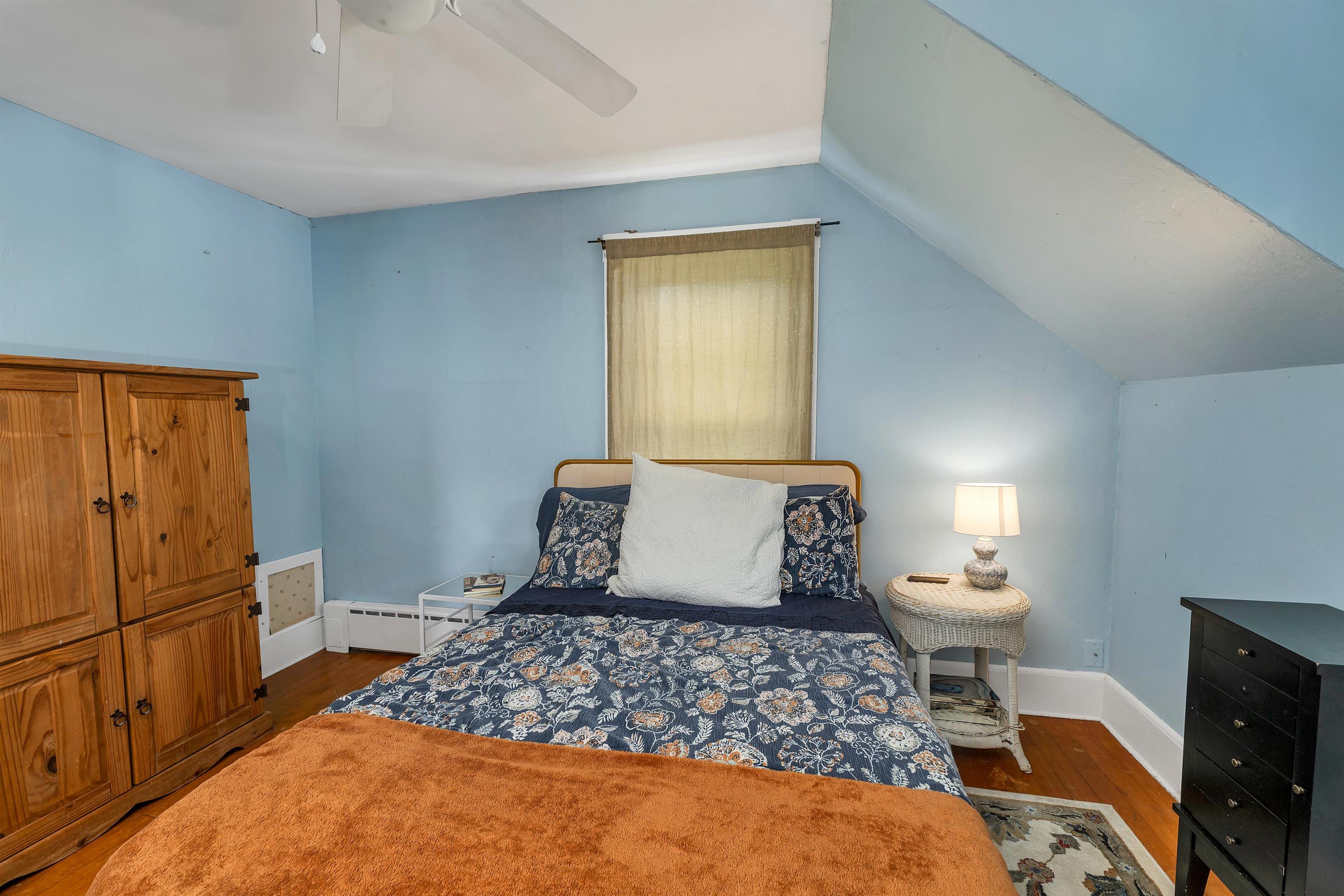 Laconia, New Hampshire 03246, United States, 3 Bedrooms Bedrooms, ,2 BathroomsBathrooms,Residential,Pending,165550