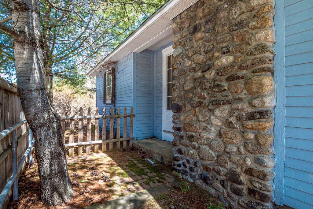 Photo of 1066 NH RT 16, Bartlett, NH 03812 (MLS # 5084647)