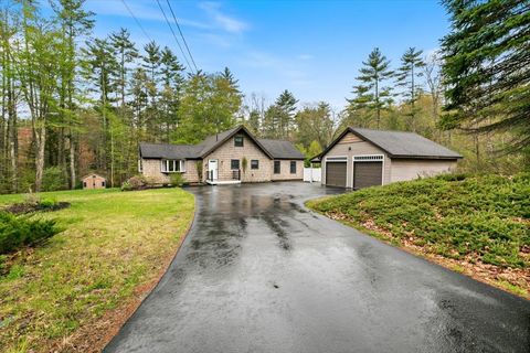 Photo of 149 Pheasant Run Drive, Chester, NH 03036 (MLS # 5089049)