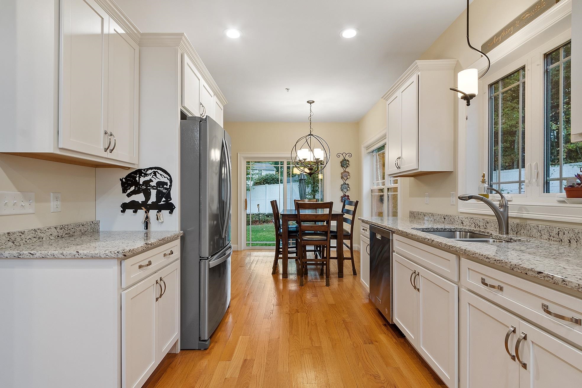 Pelham, New Hampshire 03076, United States, 2 Bedrooms Bedrooms, ,3 BathroomsBathrooms,Residential,Active,6632