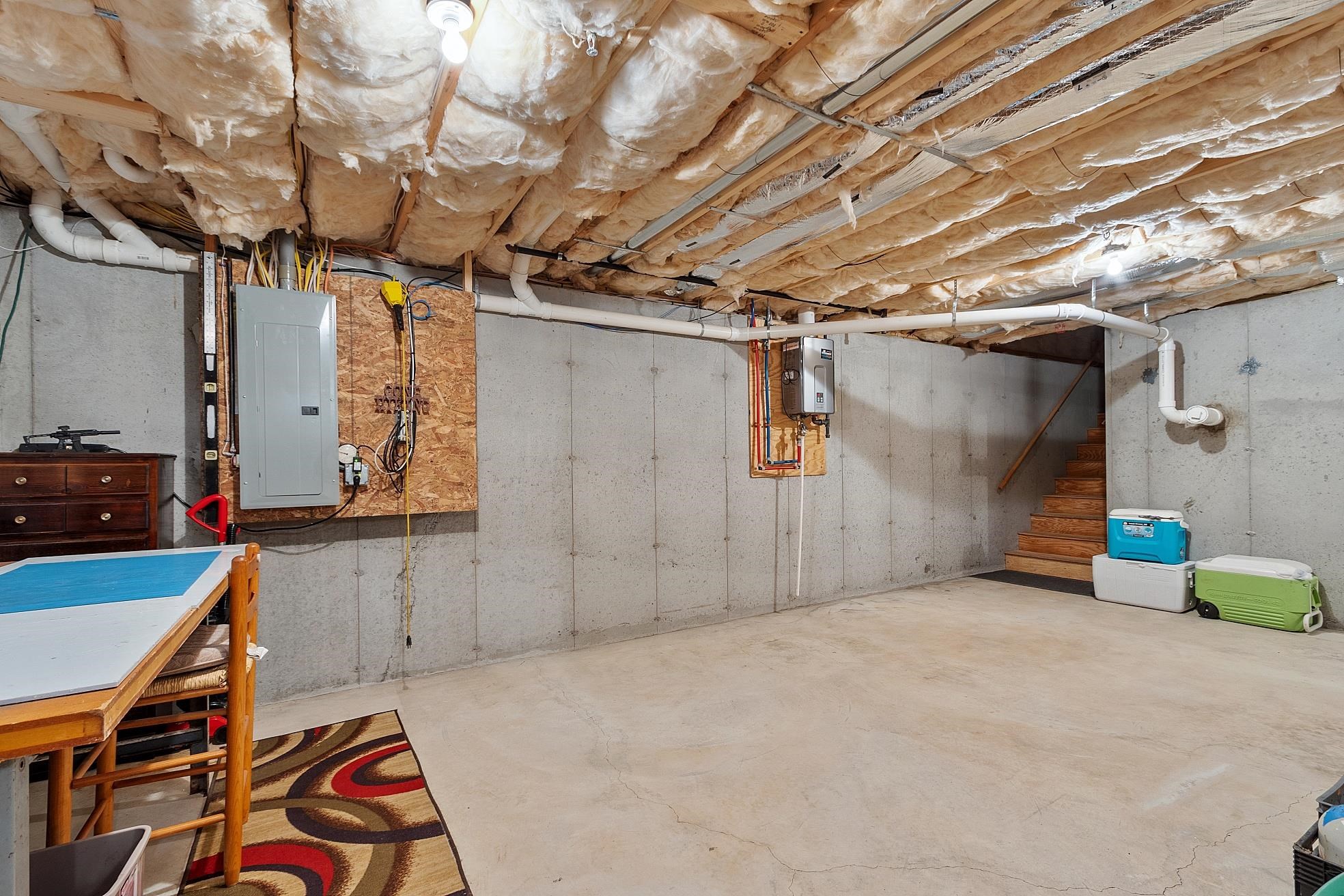 Pelham, New Hampshire 03076, United States, 2 Bedrooms Bedrooms, ,3 BathroomsBathrooms,Residential,Active,6632