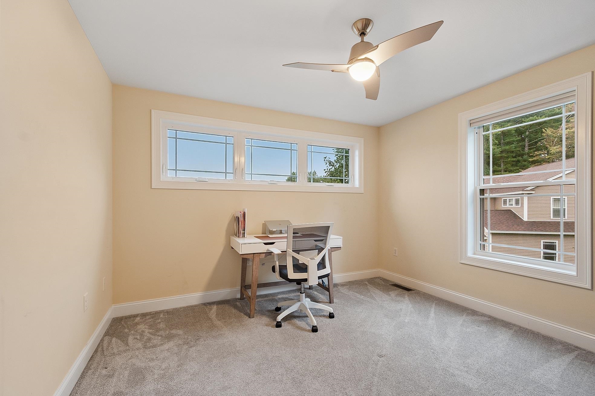 Pelham, New Hampshire 03076, United States, 2 Bedrooms Bedrooms, ,3 BathroomsBathrooms,Residential,Active,6632