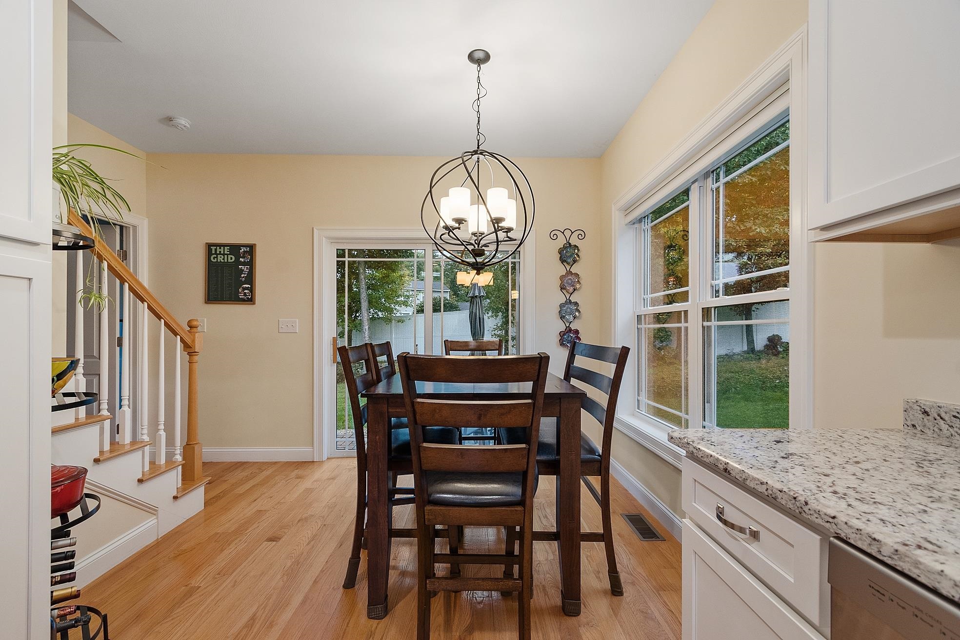 Pelham, New Hampshire 03076, United States, 2 Bedrooms Bedrooms, ,3 BathroomsBathrooms,Residential,Active,6632