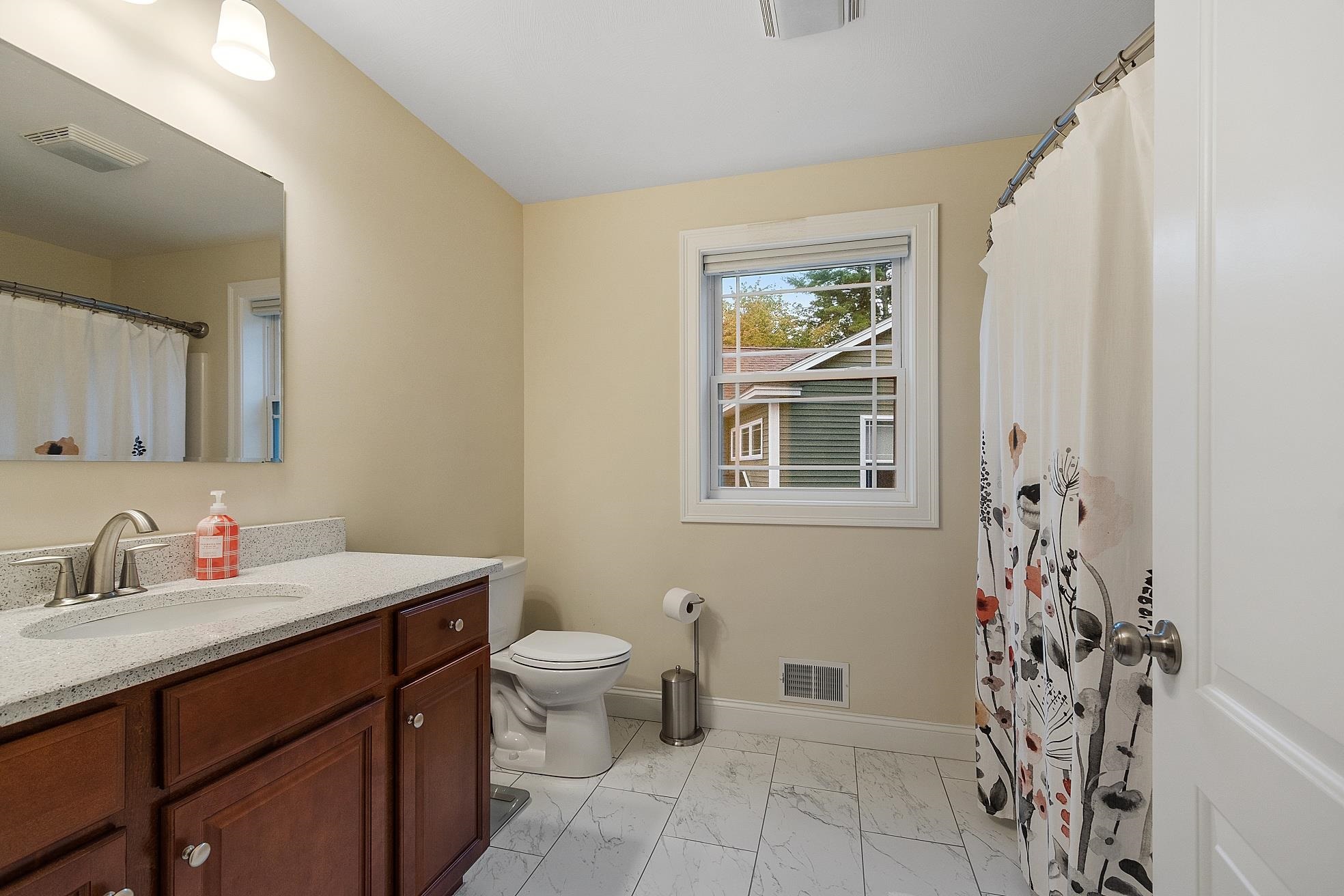 Pelham, New Hampshire 03076, United States, 2 Bedrooms Bedrooms, ,3 BathroomsBathrooms,Residential,Active,6632