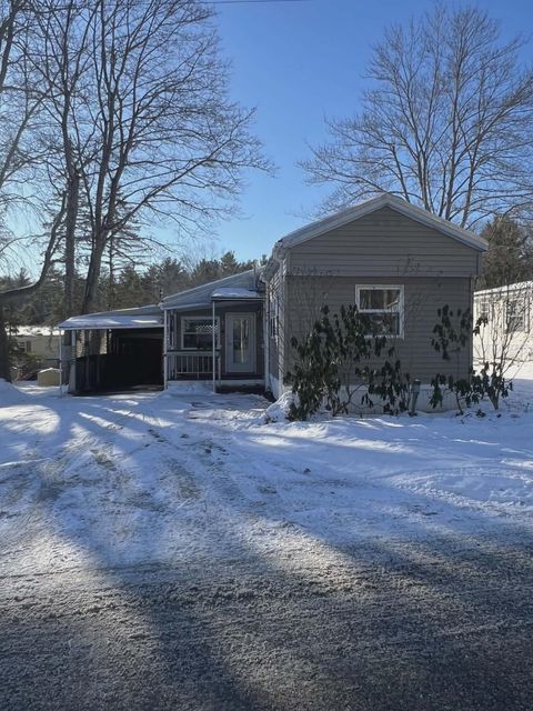 208 Robin Hood Drive Exeter NH 03833
