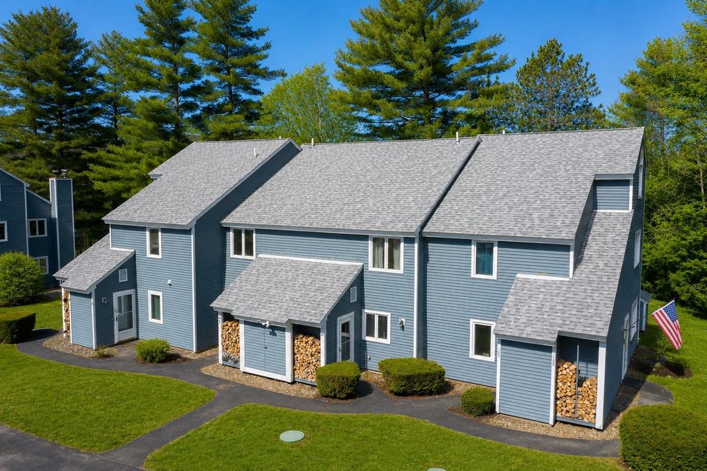 Photo of 4 Vista Drive #103, Ashland, NH 03217 (MLS # 5082969)