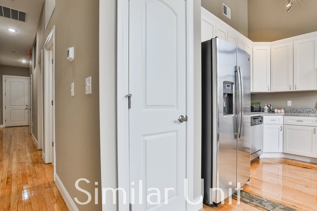 Photo of 670 North Commercial Street #LL6, Manchester, NH 03101 (MLS # 5085896)