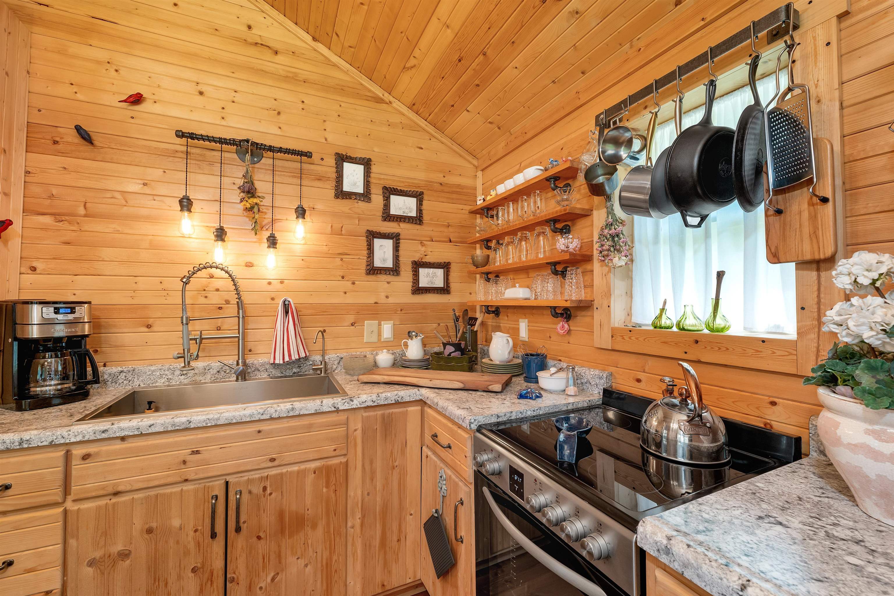 30 Knox Mountain Road