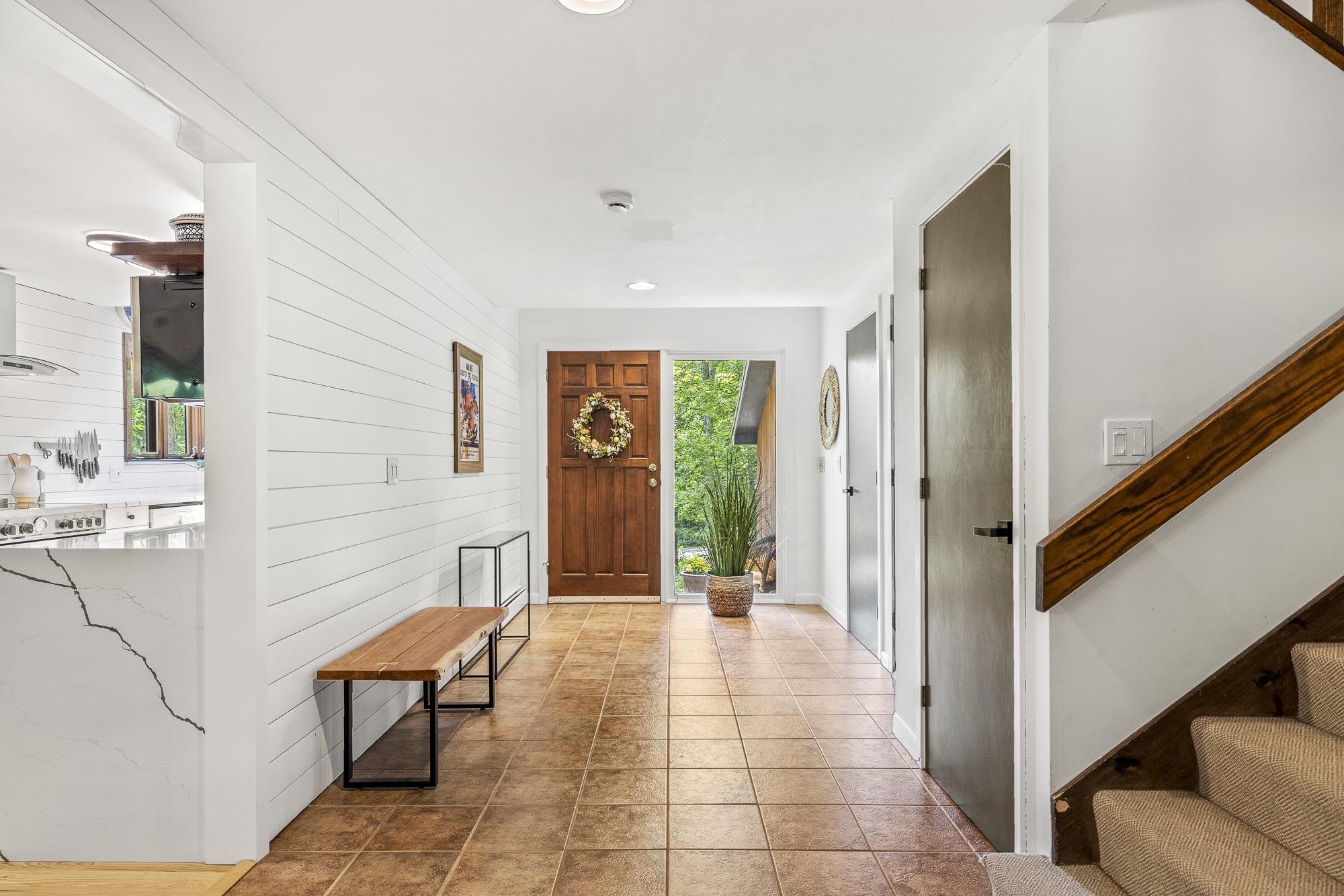 32 Hillside Road