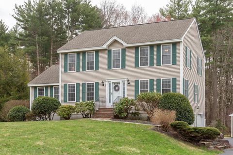 14 Ganley Drive Salem NH 03079