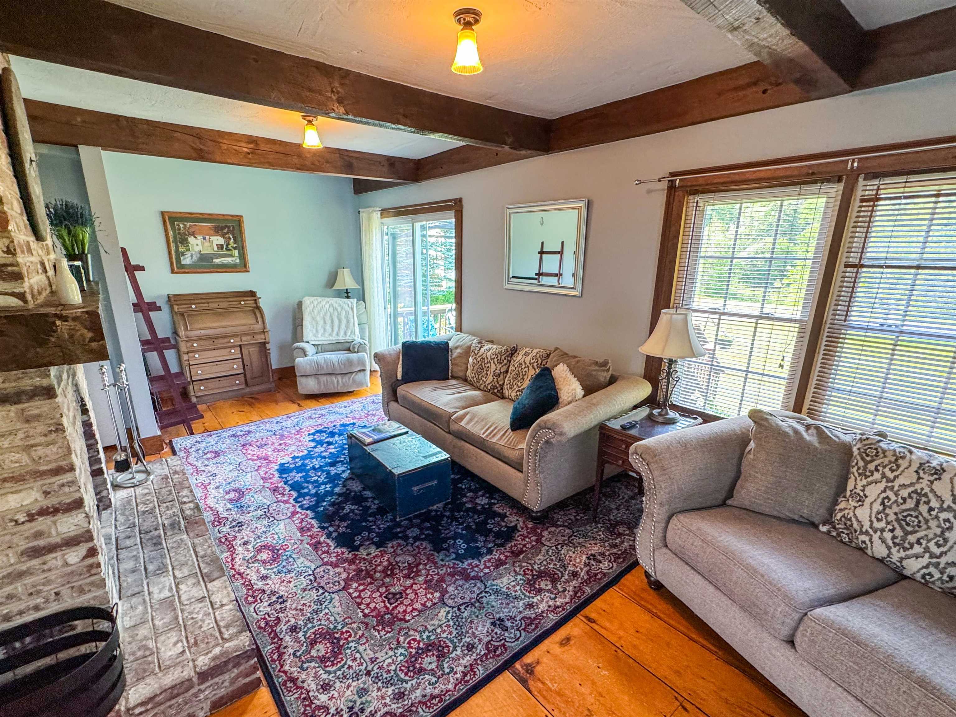479 N River Road 9