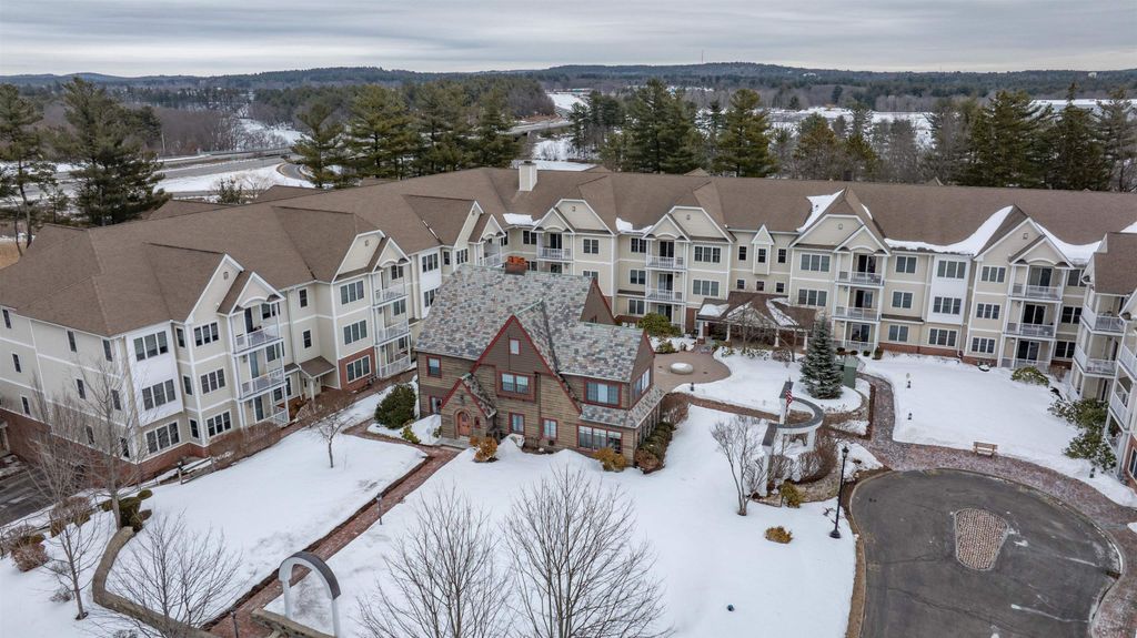 Photo of 160 Daniel Webster Highway #319, Nashua, NH 03060 (MLS # 5079595)