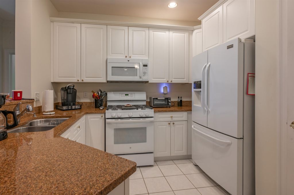 Photo of 160 Daniel Webster Highway #319, Nashua, NH 03060 (MLS # 5079595)