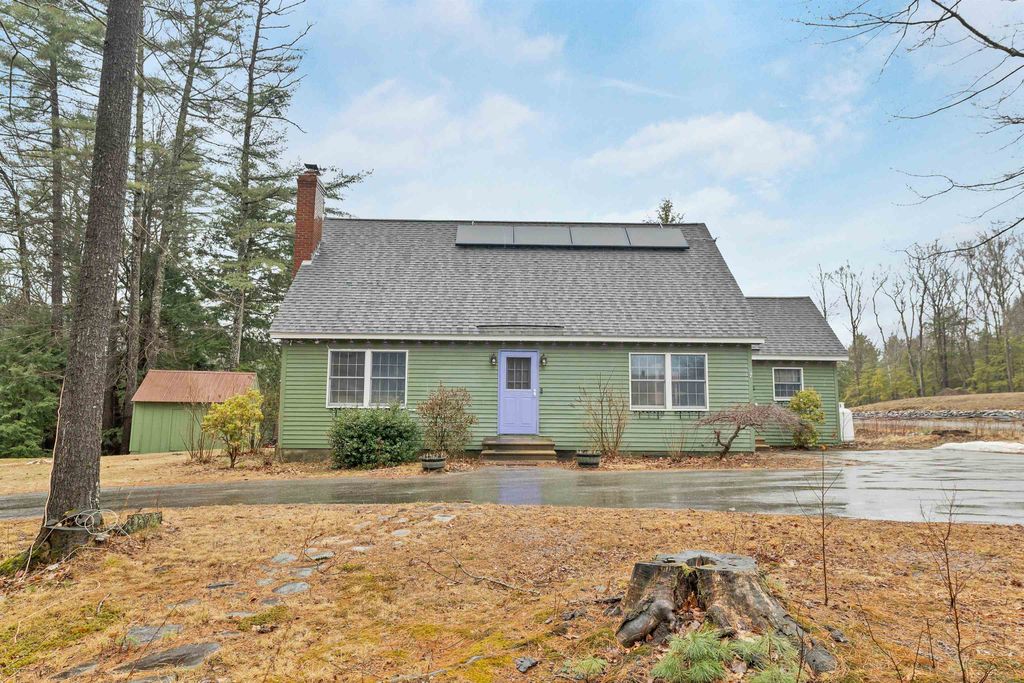 Photo of 104 Ridgewood Drive, Gilmanton, NH 03237 (MLS # 5081635)