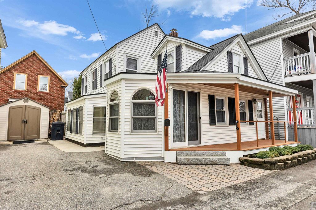 Photo of 6 Buck Street, Nashua, NH 03060 (MLS # 5081126)