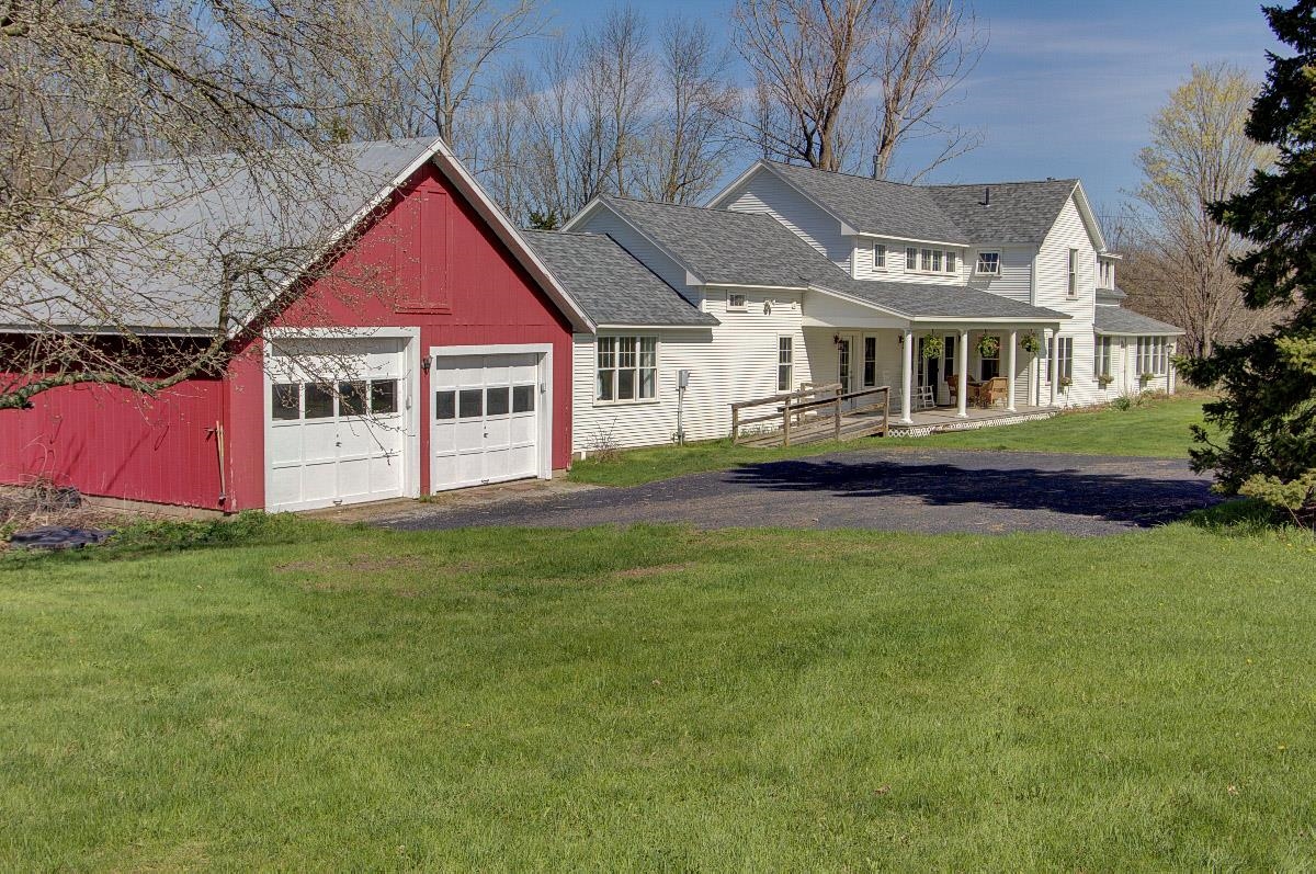 1009 South End Road