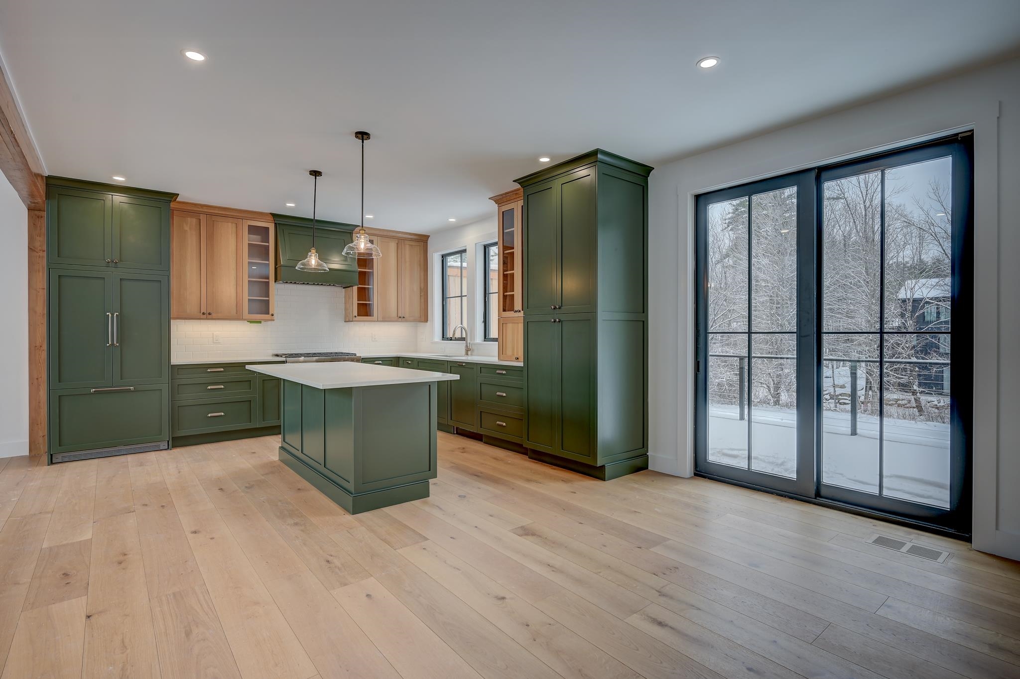 3 Black Diamond Road 1