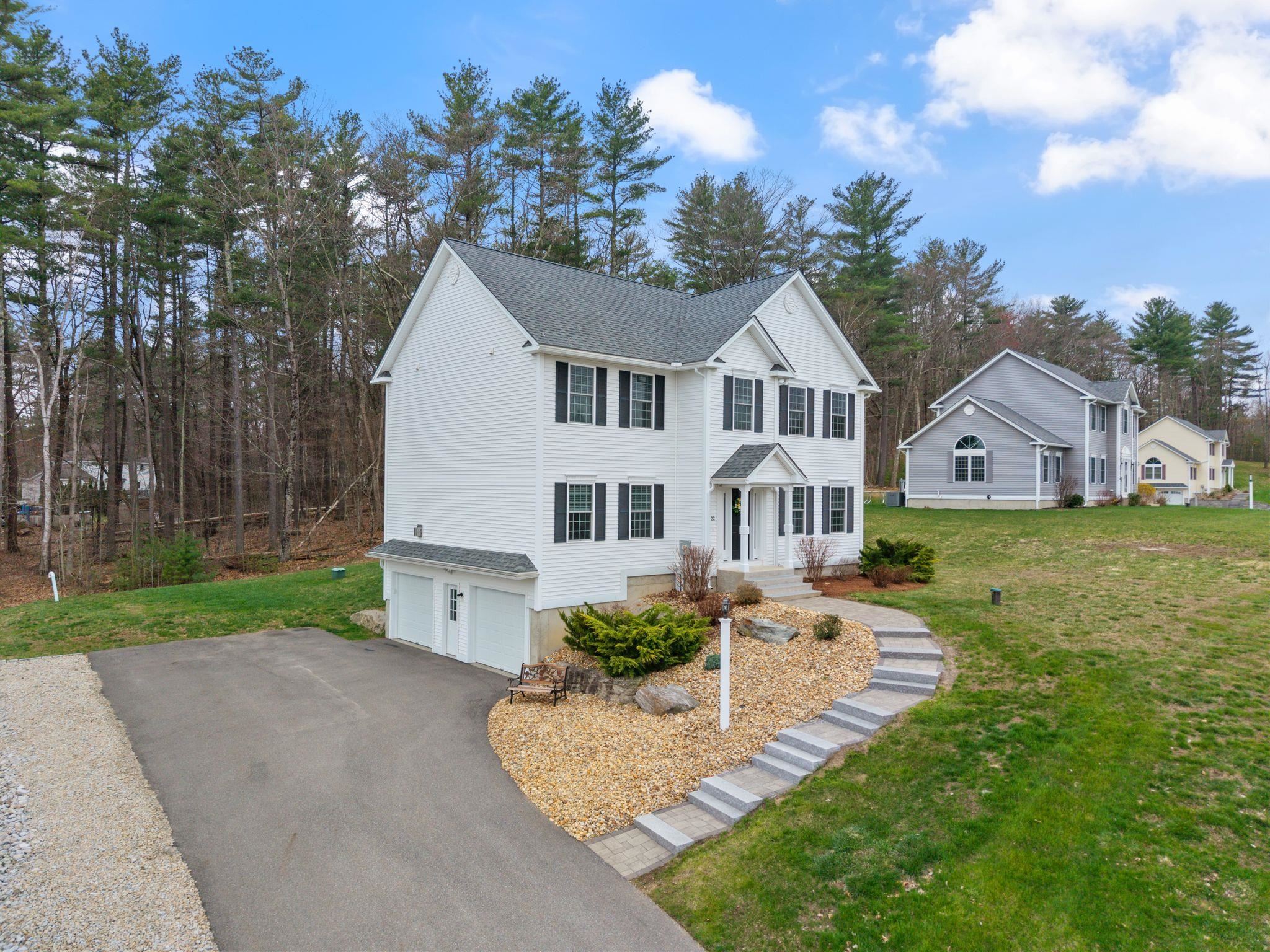 22 Rolling Woods Drive