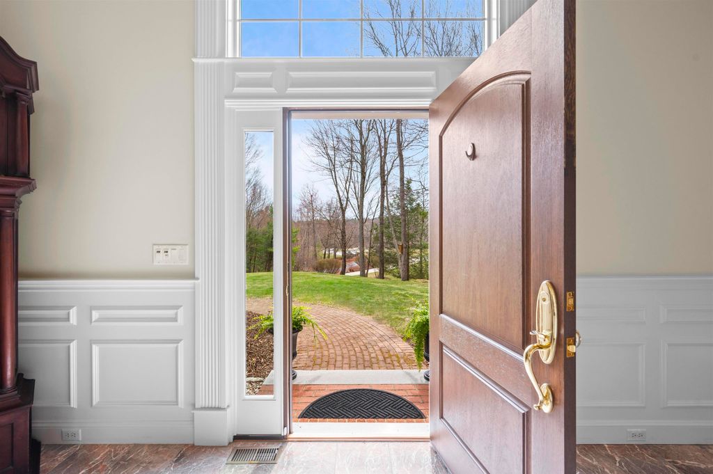 Photo of 55 The Flume, Amherst, NH 03031 (MLS # 5084091)