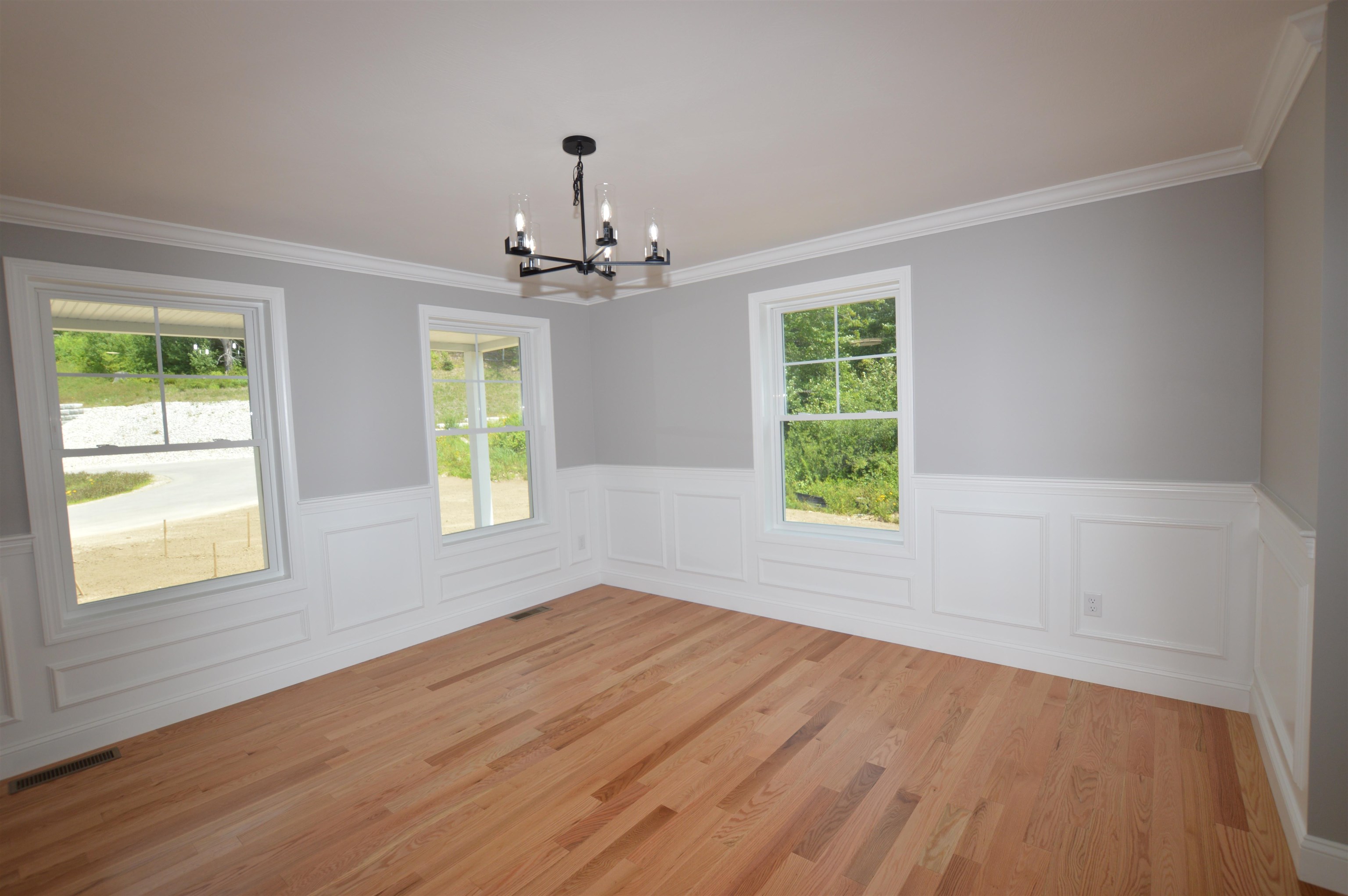 Concord, New Hampshire 03301, United States, 3 Bedrooms Bedrooms, ,3 BathroomsBathrooms,Residential,Active,146740