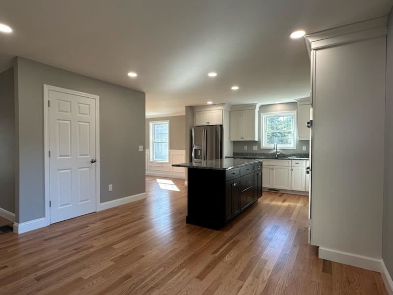 Concord, New Hampshire 03301, United States, 3 Bedrooms Bedrooms, ,3 BathroomsBathrooms,Residential,Active,146740