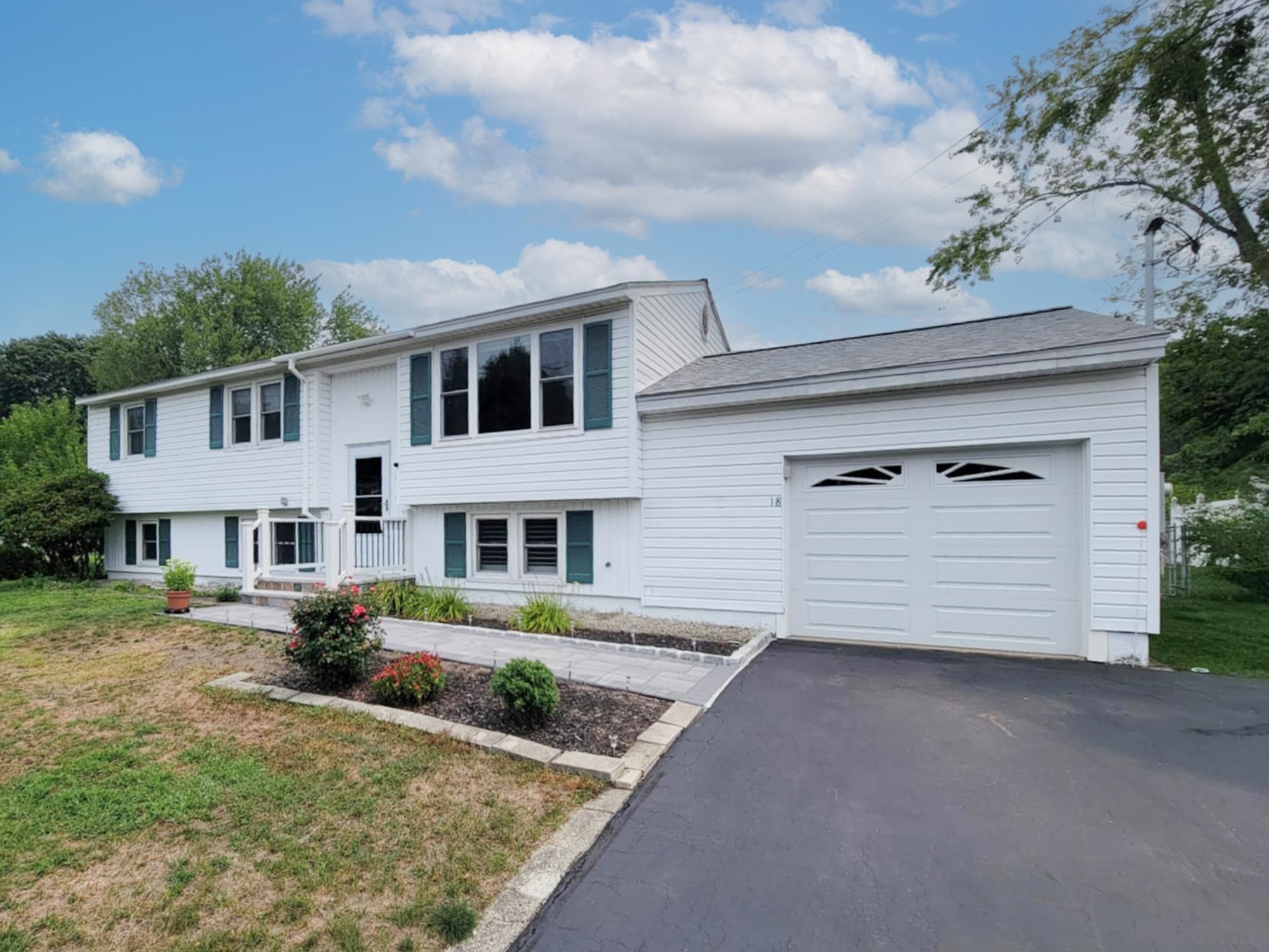 18 Euclid Avenue