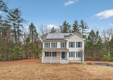 Photo of 15 Scribner Road, Fremont, NH 03044 (MLS # 5082577)