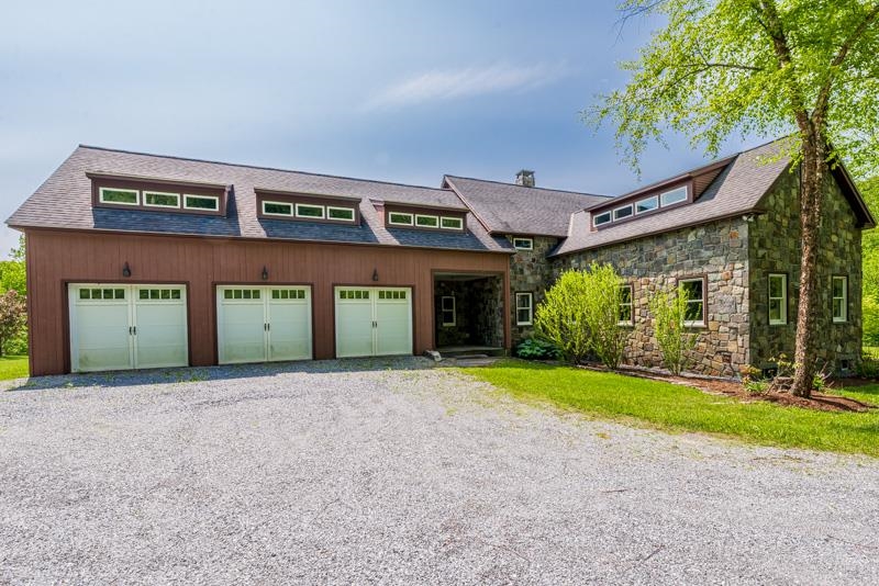 951 Rupert Road