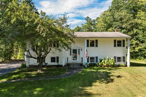 6 Woodland Circle Bow NH 03304