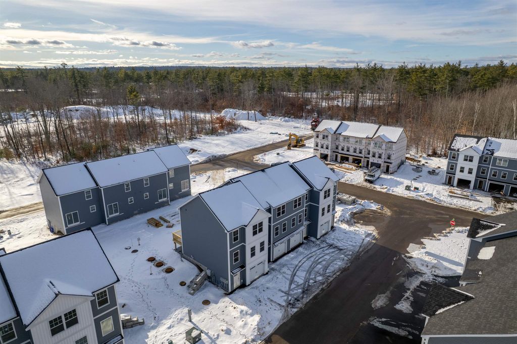 Photo of 8 The Crossings at Village Center Center, Barrington, NH 03825 (MLS # 5070704)