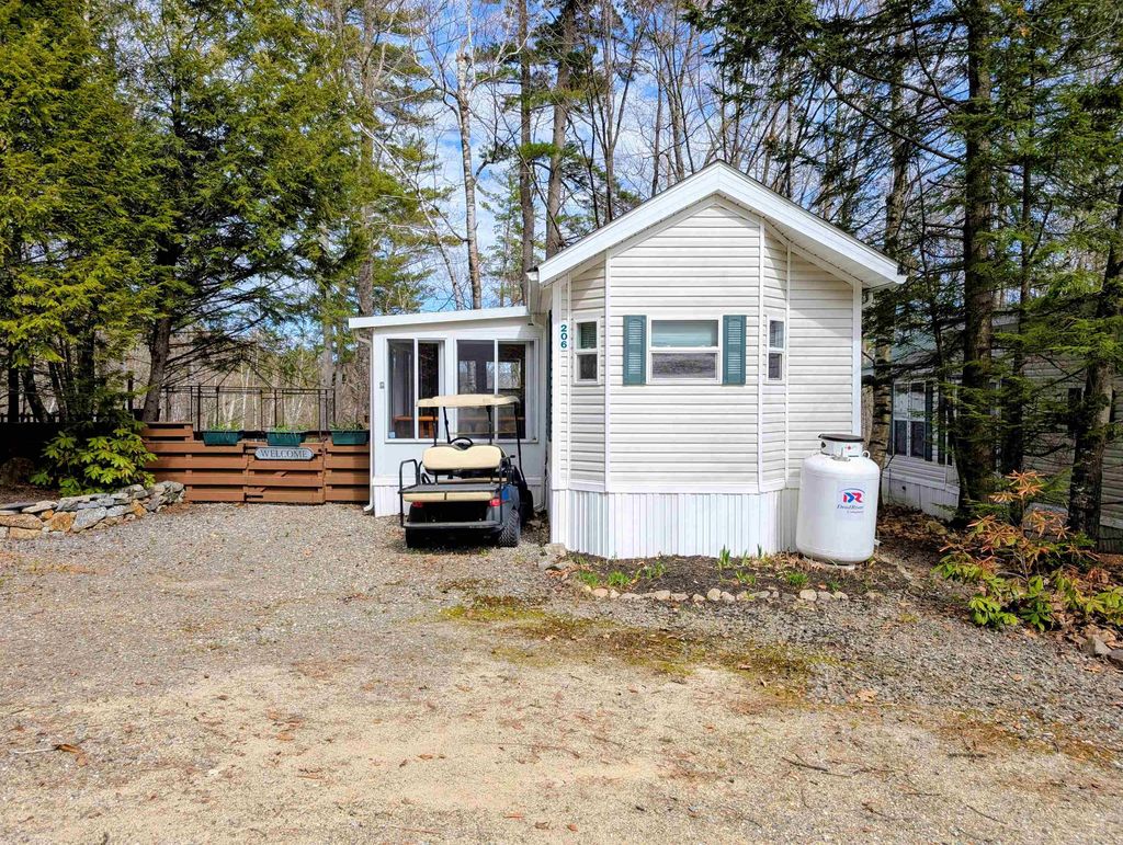 Photo of 206 High Country Way #(aka Unit 100), Holderness, NH 03245 (MLS # 5086261)