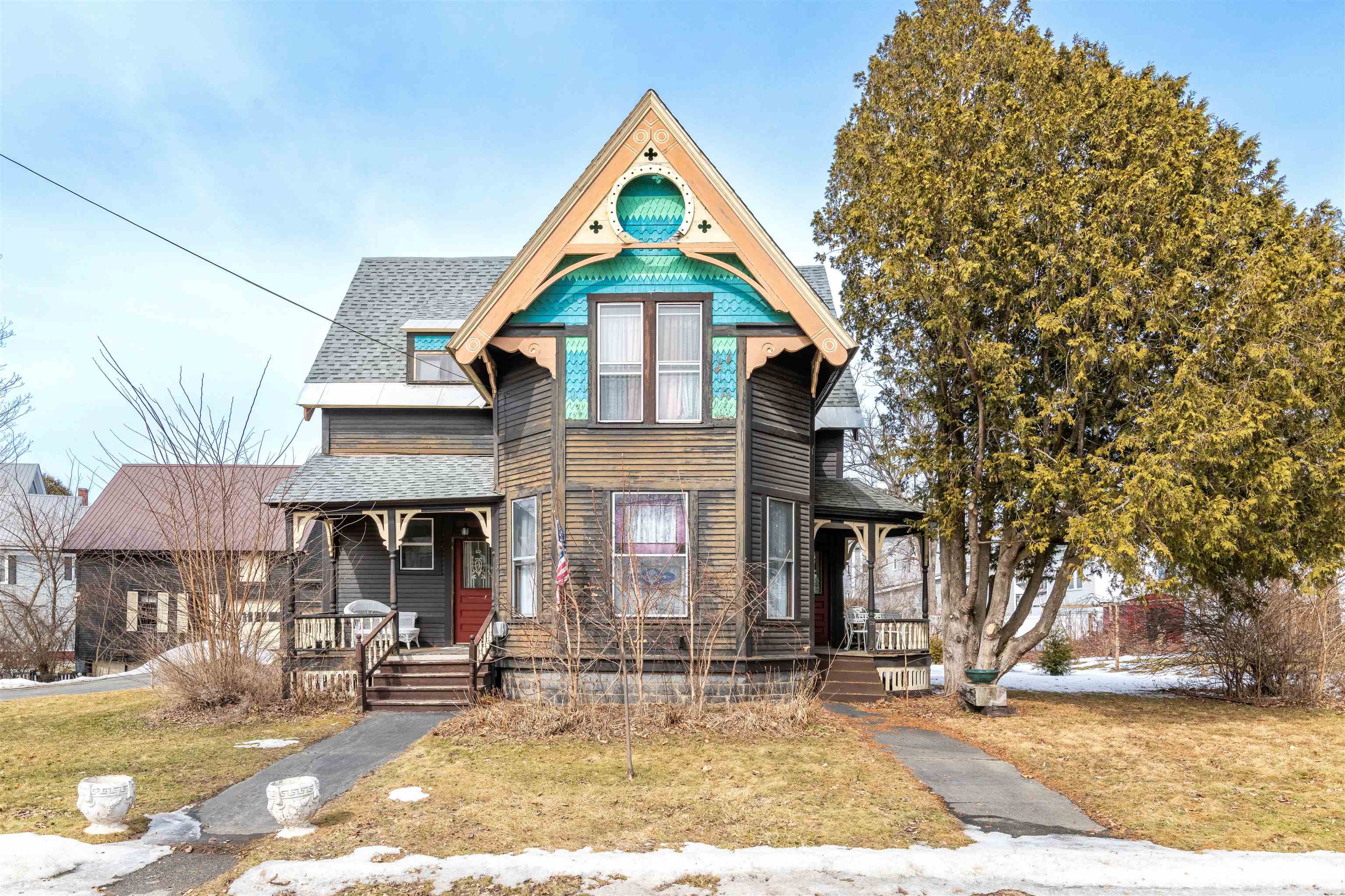 19 Pine Street