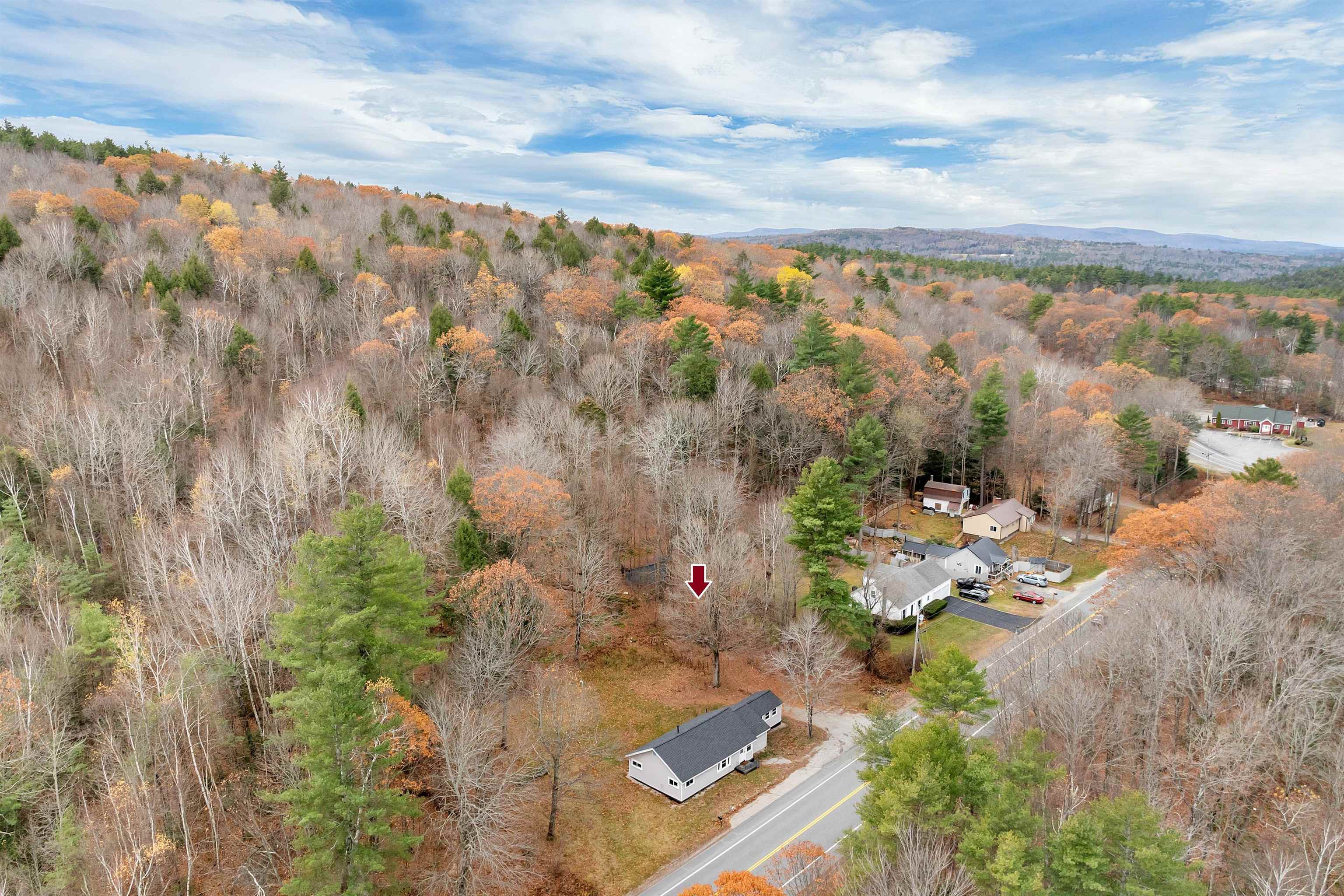 Sunapee, New Hampshire 03782, United States, 2 Bedrooms Bedrooms, ,1 BathroomBathrooms,Residential,Active,241723