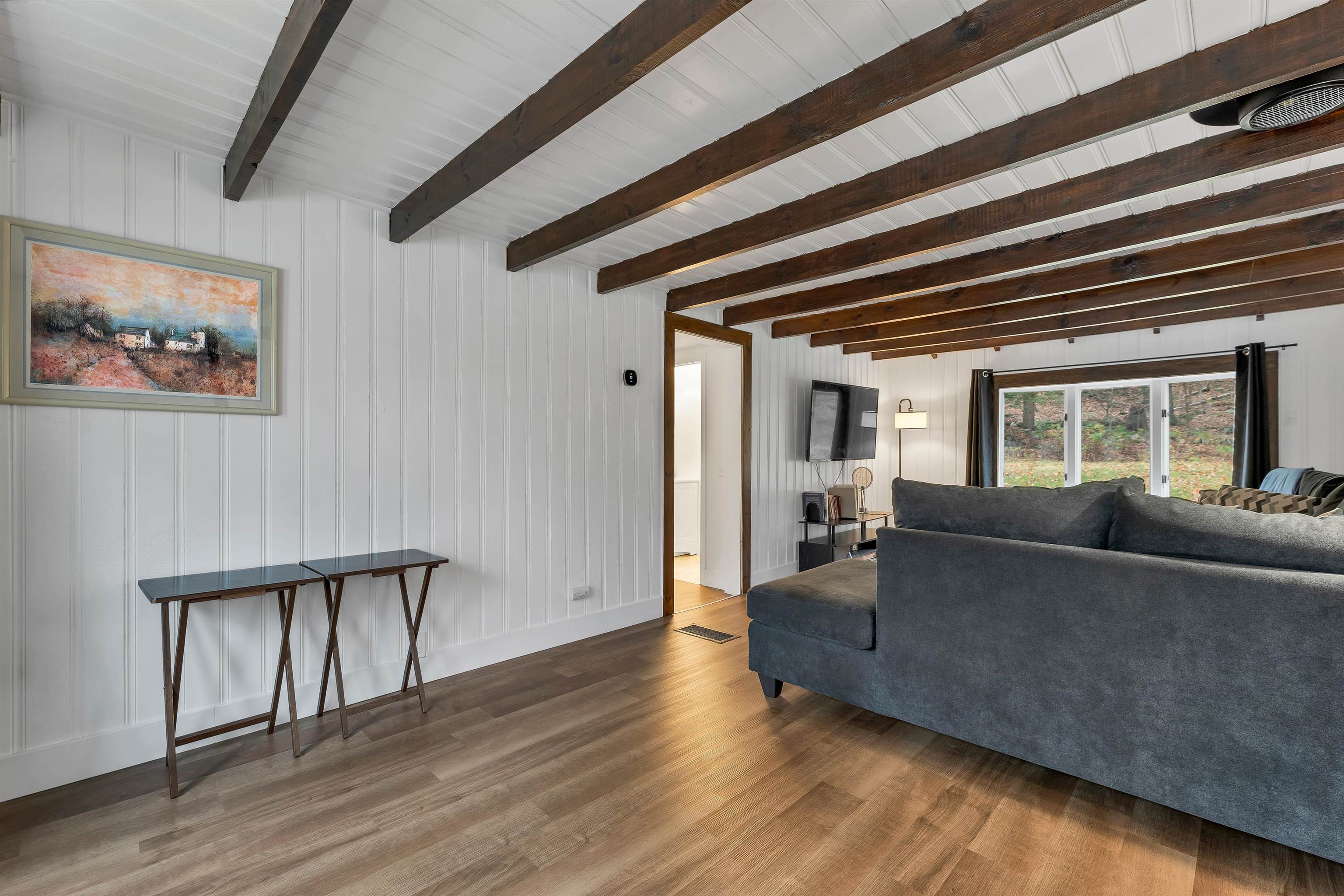 Sunapee, New Hampshire 03782, United States, 2 Bedrooms Bedrooms, ,1 BathroomBathrooms,Residential,Active,241723